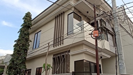 Dijual Rumah Mulyosari Prima Utara  - Baru Modern HOOK  2 Lantai Surabaya Timur dekat ITS, Pakuwon City , Galaxy Mall