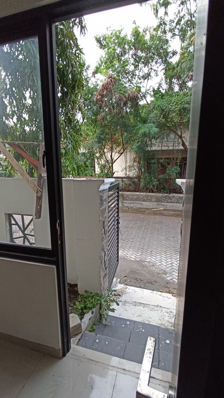 Dijual Rumah Mulyosari Prima Utara  - Baru Modern HOOK  2 Lantai Surabaya Timur dekat ITS, Pakuwon City , Galaxy Mall