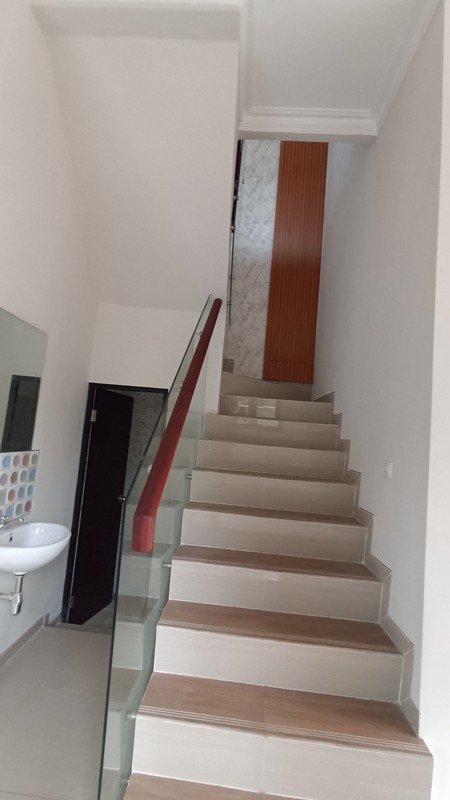 Dijual Rumah Mulyosari Prima Utara  - Baru Modern HOOK  2 Lantai Surabaya Timur dekat ITS, Pakuwon City , Galaxy Mall