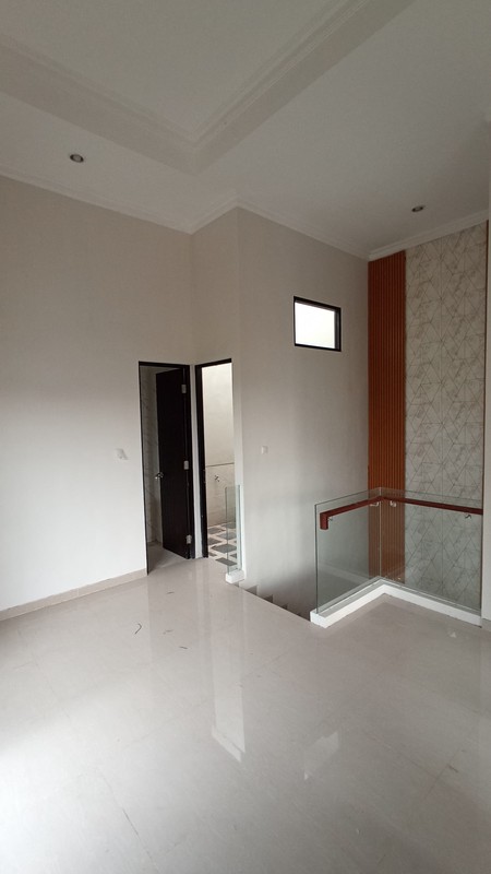Dijual Rumah Mulyosari Prima Utara  - Baru Modern HOOK  2 Lantai Surabaya Timur dekat ITS, Pakuwon City , Galaxy Mall