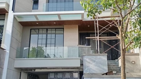 Jual Rumah Baru 3 Lantai Woodland Citraland Surabaya Barat