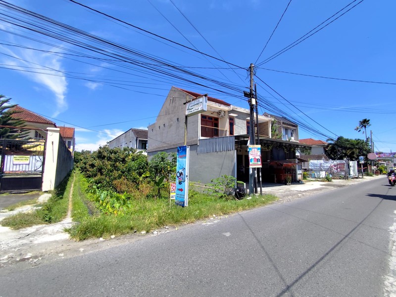 Dijual Tanah Pekarangan Luas 1.243 Meter Persegi di Tamantirto Hanya Selangkah ke Kampus UMY, Tamantirto, Kasihan, Bantul