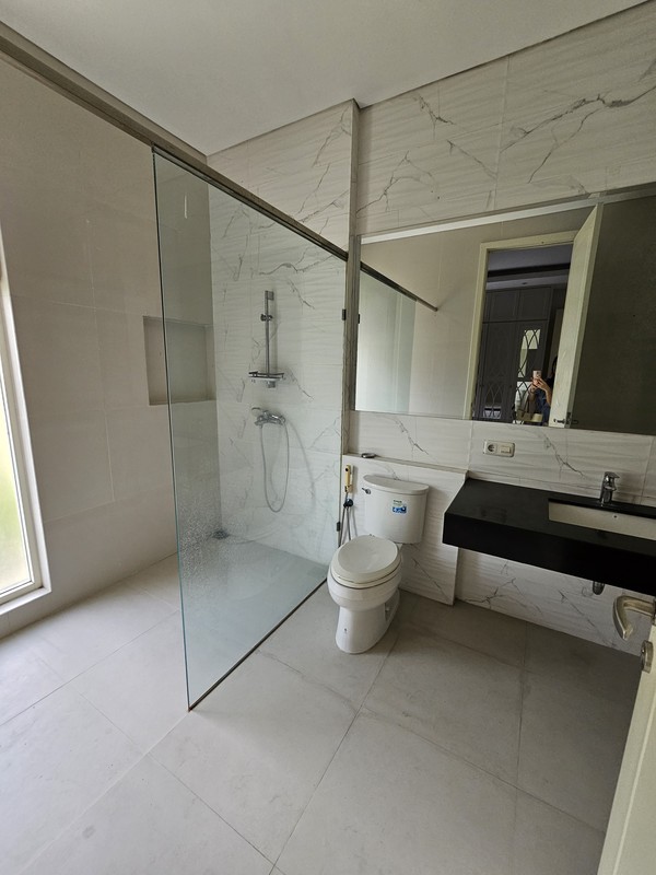 Disewakan Rumah Citraland Somerset Surabaya Private Pool Full Furnished Hunian Modern Mewah Golf Area Dekat Palimanan Golf, Universitas Ciputra, Ciputra Hospital, Hokky Buah