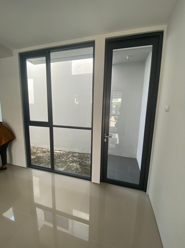 Jual Rumah 2 Lantai Royal Residence Serenade Surabaya Barat