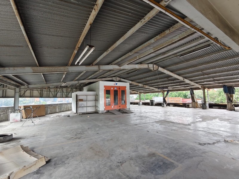 Dijual Mini Building ex Showroom