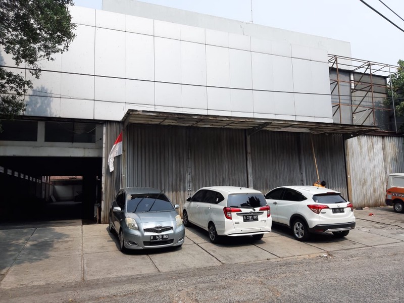 Dijual Gedung ex Showoom 