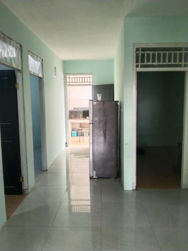 Dijual Rumah Kos Daerah Perum Karawaci Tangerang Depan Jalan Siap Pakai SHM