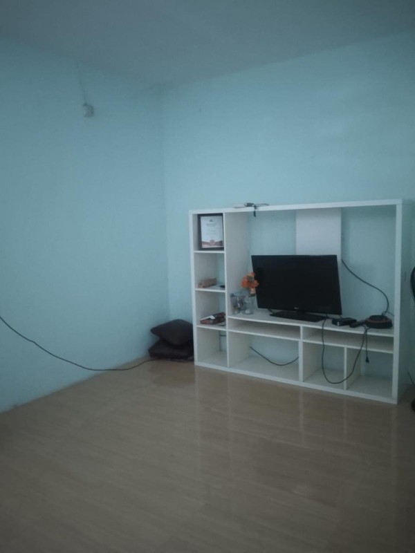 Dijual Rumah Kos Daerah Perum Karawaci Tangerang Depan Jalan Siap Pakai SHM