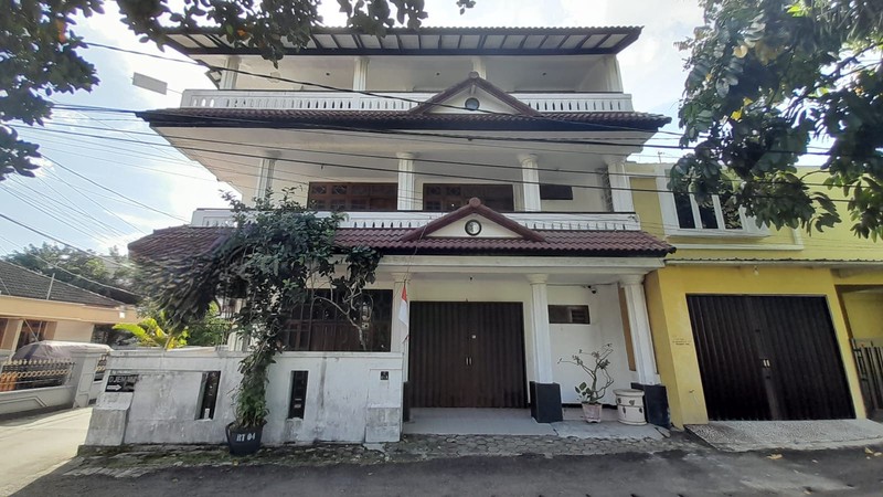 Rumah Dijual Lokasi Premium di Area Jalan Kaliurang - Condong Catur Depok Sleman 
