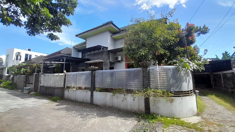 Rumah Tinggal dalam Perum Lokasi Strategis Dekat Tugu Yogyakarta 