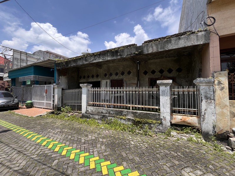 Rumah hitung tanah di Perumahan Pepelegi Indah Sidoarjo