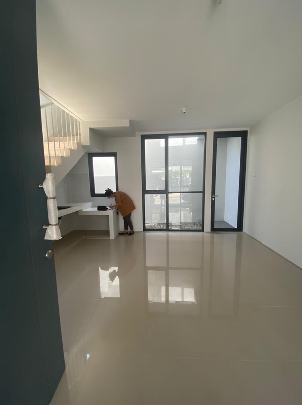 Jual Rumah Royal Residence Cluster Serenade Surabaya Barat