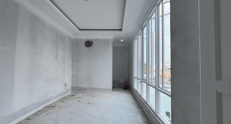 Rumah Baru Design American Classic + Lift + Mini Pool di Tebet Timur Jaksel