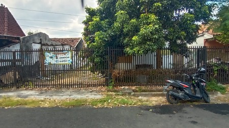 TANAH PEKARANGAN,JL PAKEL BARU, UMBULHARJO BELAKANG HOTEL TJOKRO