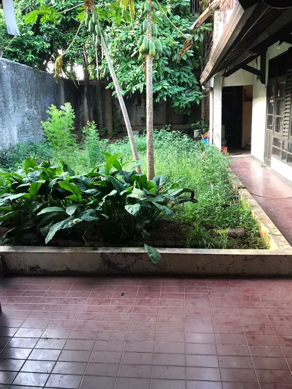 Rumah siap huni dalam perumahan di Bintaro