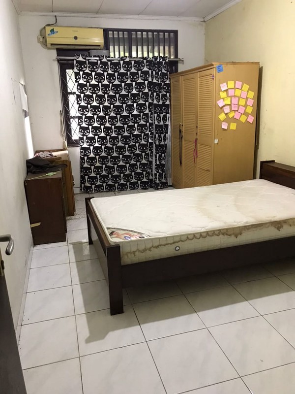 Rumah siap huni dalam perumahan di Bintaro