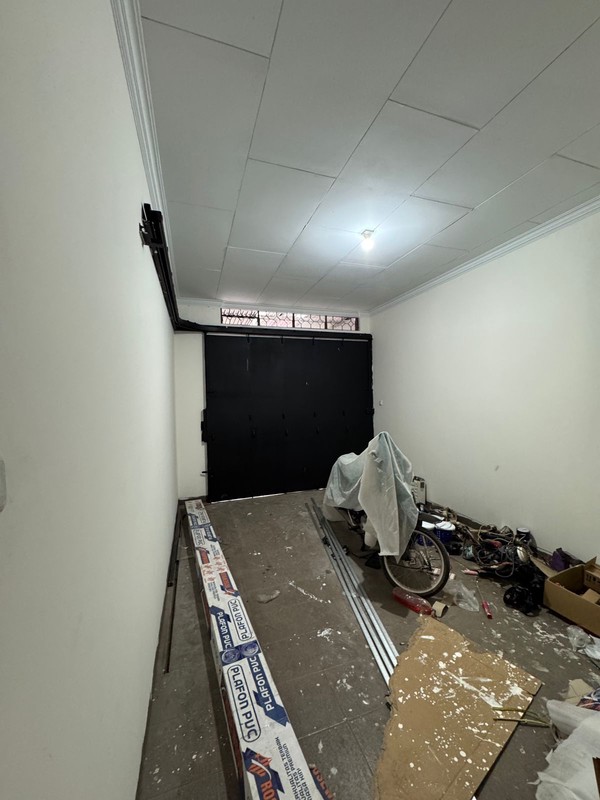 Rumah Siap Huni Baru Renovasi di Taman Holis Indah