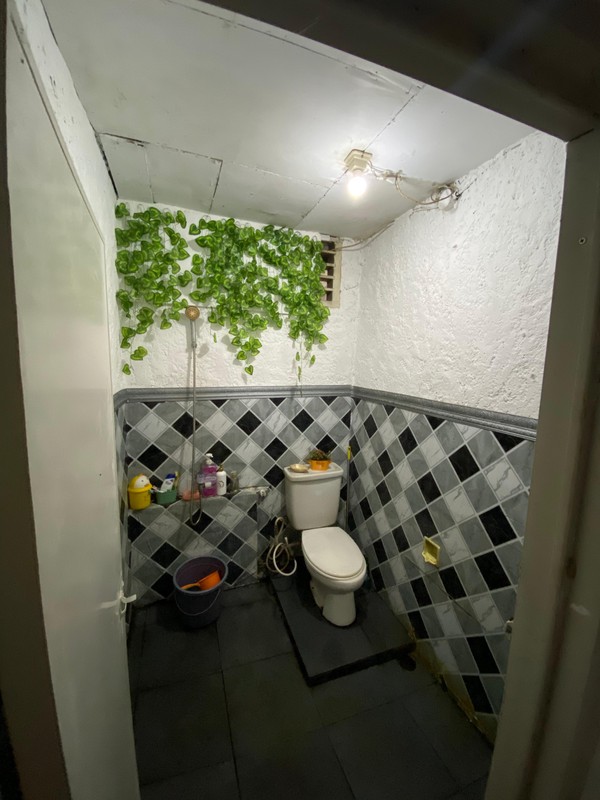 Harga Turun! Rumah Siap Huni di Lokasi Premium di Jakarta Selatan| 2 Lantai, SHM