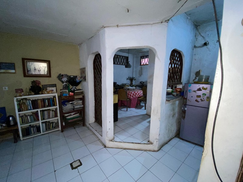 Harga Turun! Rumah Siap Huni di Lokasi Premium di Jakarta Selatan| 2 Lantai, SHM