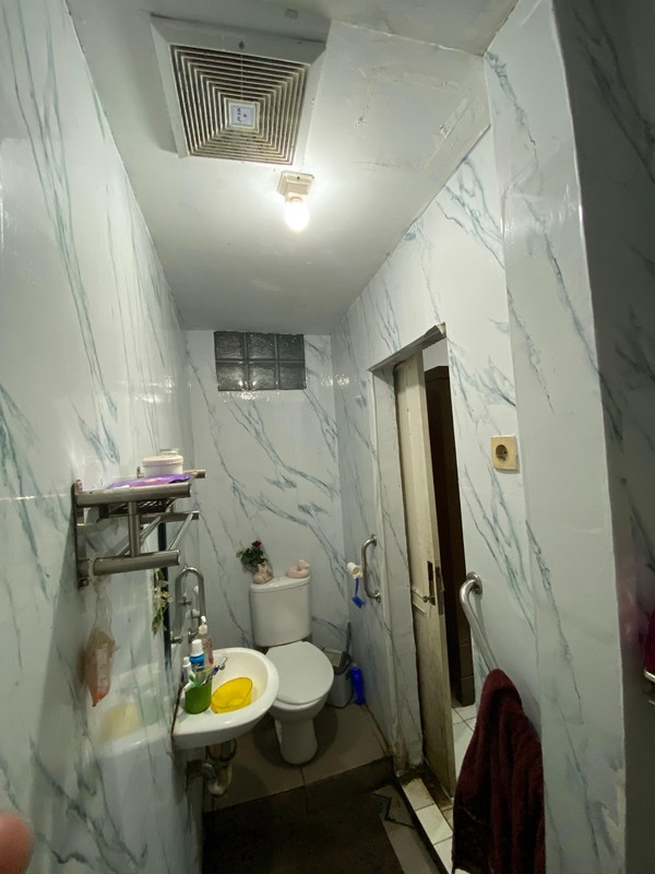 Harga Turun! Rumah Siap Huni di Lokasi Premium di Jakarta Selatan| 2 Lantai, SHM