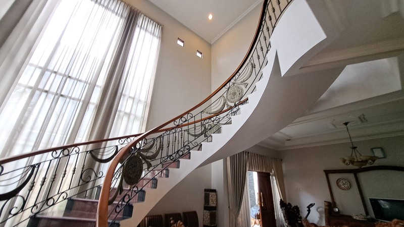 Miliki Rumah Impian di Kawasan Elit Nandan Semi Furnished & Siap Huni, Sariharjo, Ngaglik, Sleman