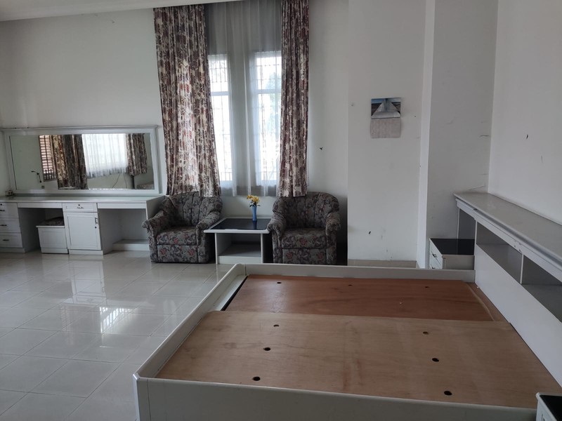 BAGUS! Rumah Nyaman dan Luas 2 Lantai di Sayap Setia Budi, Bandung!