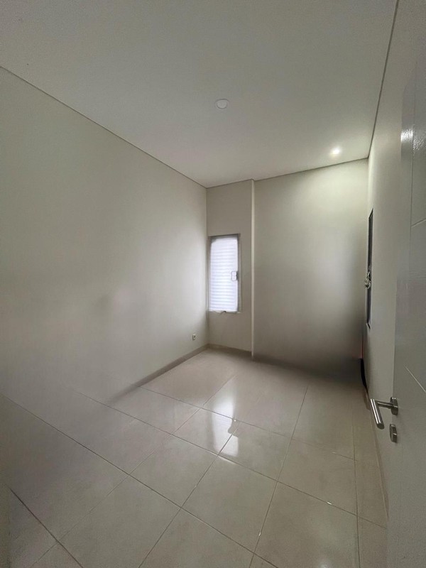 Rumah Bagus Siap Huni Janur Kuning