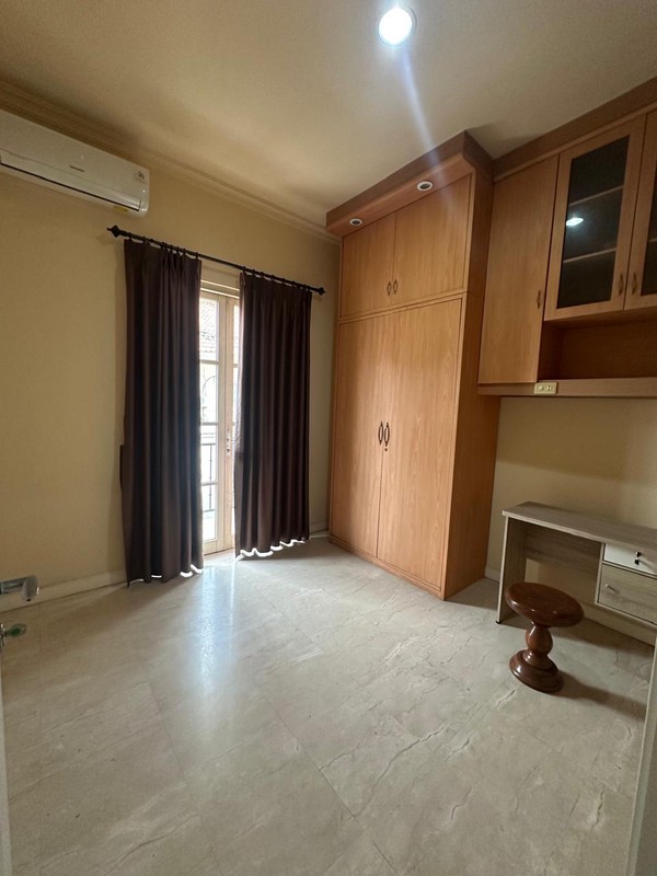 Town House Puri Marina Ancol Fully Furnished