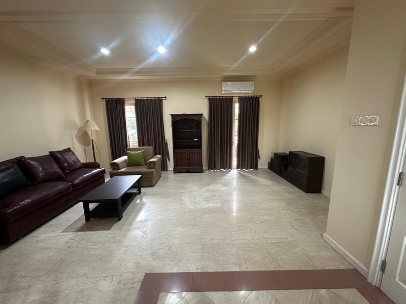 Town House Puri Marina Ancol Fully Furnished