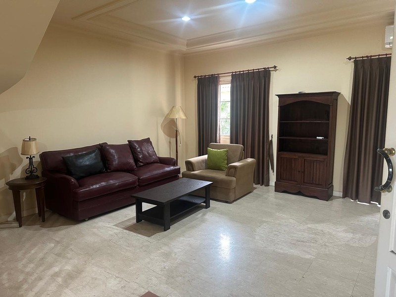 Town House Puri Marina Ancol Fully Furnished