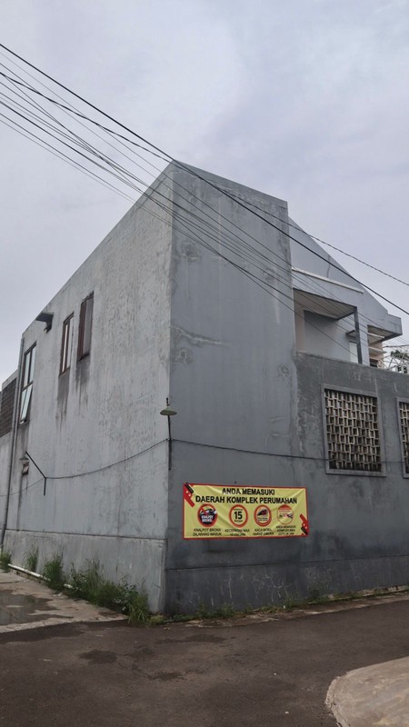 Hunian Modern Luas Siap Huni Di Cikaret Bogor