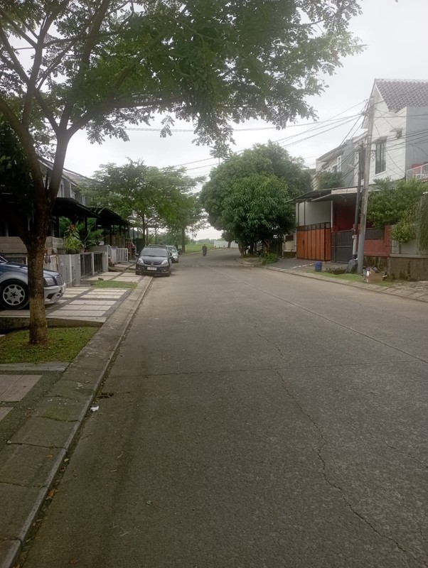 RUMAH DI BUKIT DAGO GUNUNG SINDUR