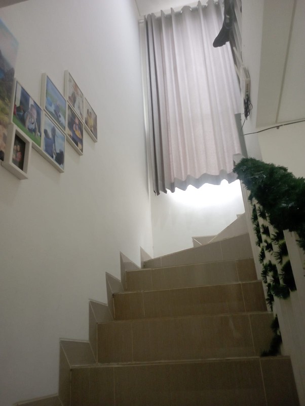 RUMAH DI BUKIT DAGO GUNUNG SINDUR