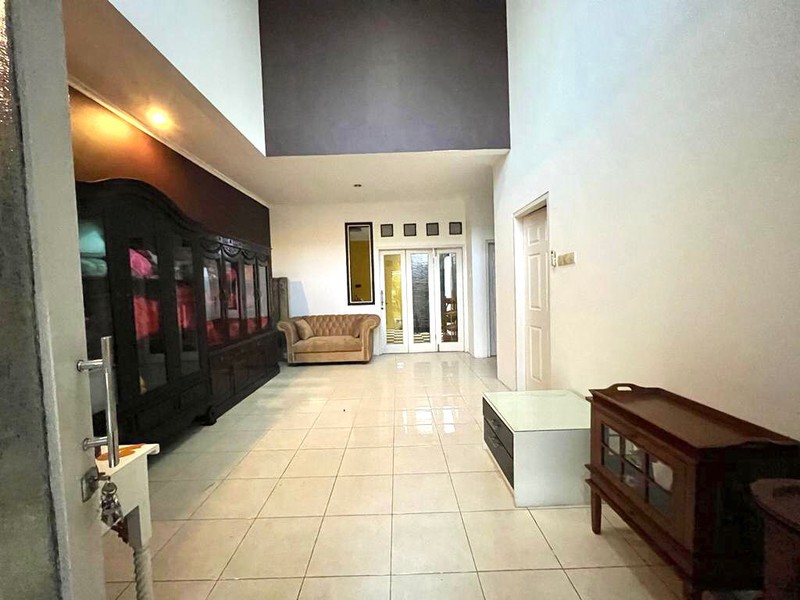 Rumah SHM Puri Surya Jaya Turun Harga 900 Juta