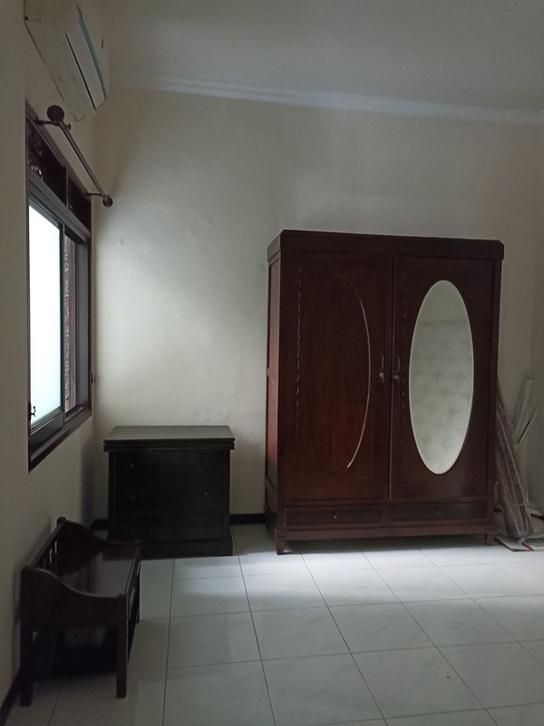 Dijual Rumah cantik dan rapi 1 lantai di Pondok Chandra Taman Sidoarjo