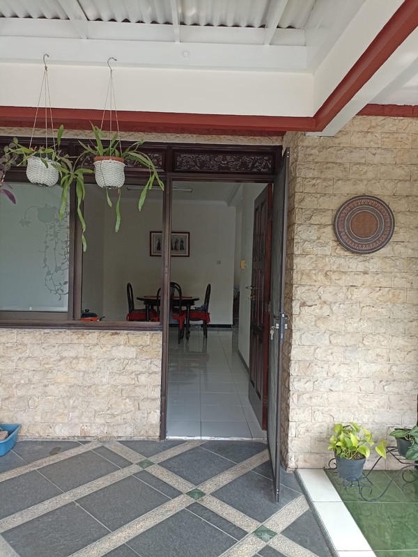 Dijual Rumah cantik dan rapi 1 lantai di Pondok Chandra Taman Sidoarjo