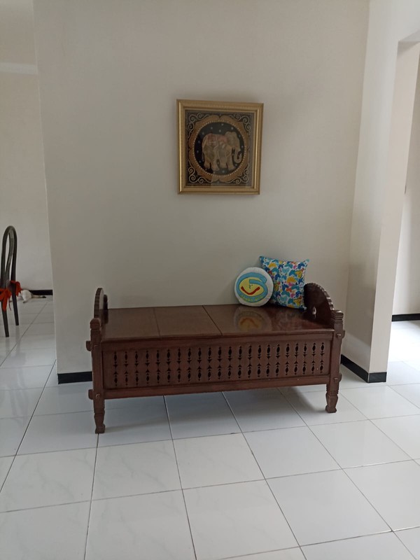 Dijual Rumah cantik dan rapi 1 lantai di Pondok Chandra Taman Sidoarjo