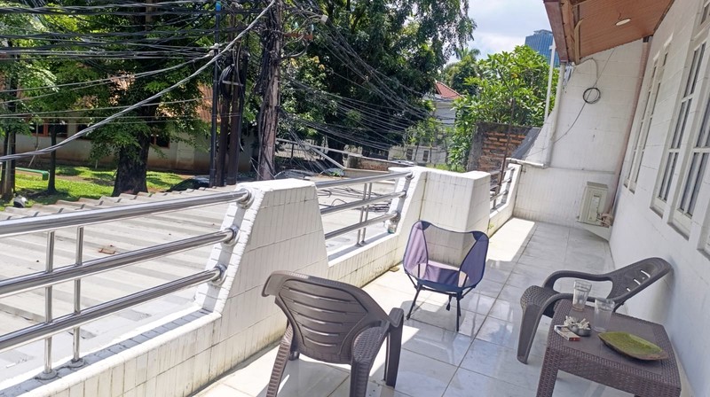 Dijual Bangunan Cocok Untuk Tempat Usaha Lokasi Strategis Di Jl. Sampit, Kebayoran Baru, Jakarta Selatan