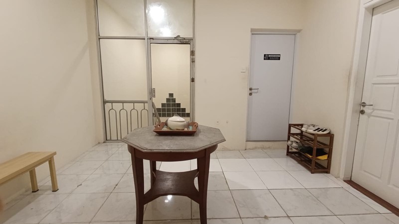 Dijual Bangunan Cocok Untuk Tempat Usaha Lokasi Strategis Di Jl. Sampit, Kebayoran Baru, Jakarta Selatan