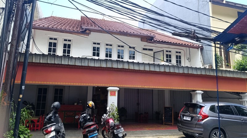 Dijual Bangunan Cocok Untuk Tempat Usaha Lokasi Strategis Di Jl. Sampit, Kebayoran Baru, Jakarta Selatan