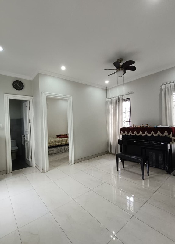 Rumah LUX siap huni di Bintaro Jaya 