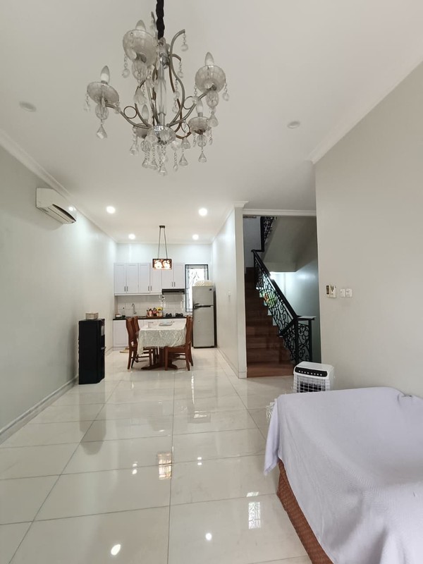 Rumah LUX siap huni di Bintaro Jaya 