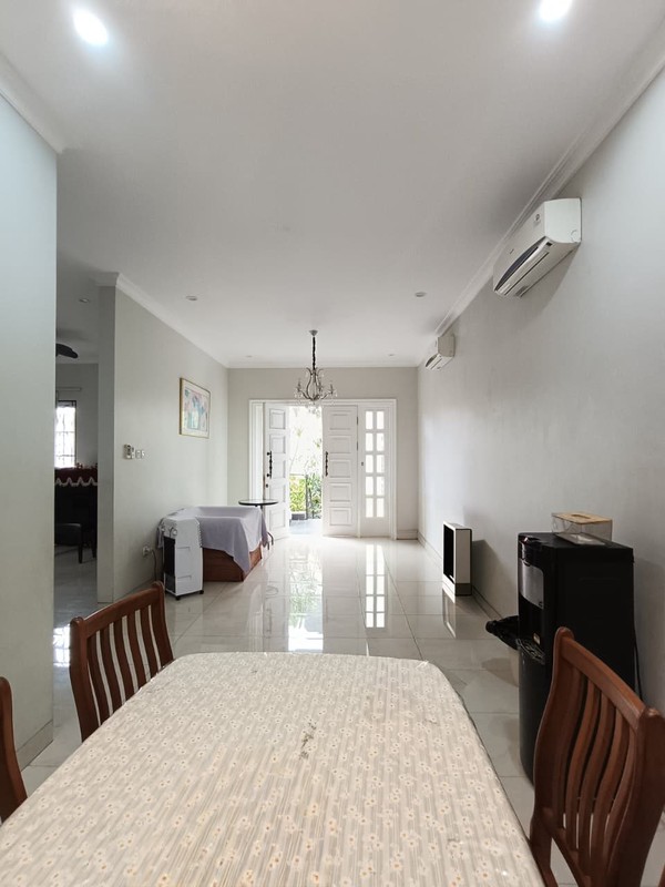 Rumah LUX siap huni di Bintaro Jaya 