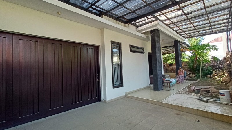 Rumah Hook SHM Babatan Pratama Wiyung Surabaya