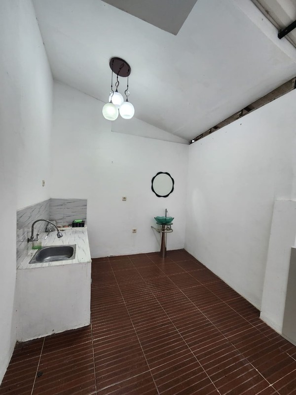 Rumah Cluster di Serua Ciputat Siap Huni