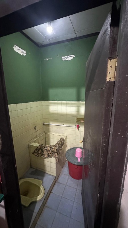 Dijual Rumah 2 Lantai di Depok - 5+1 KT, Lokasi Nyaman & Strategis