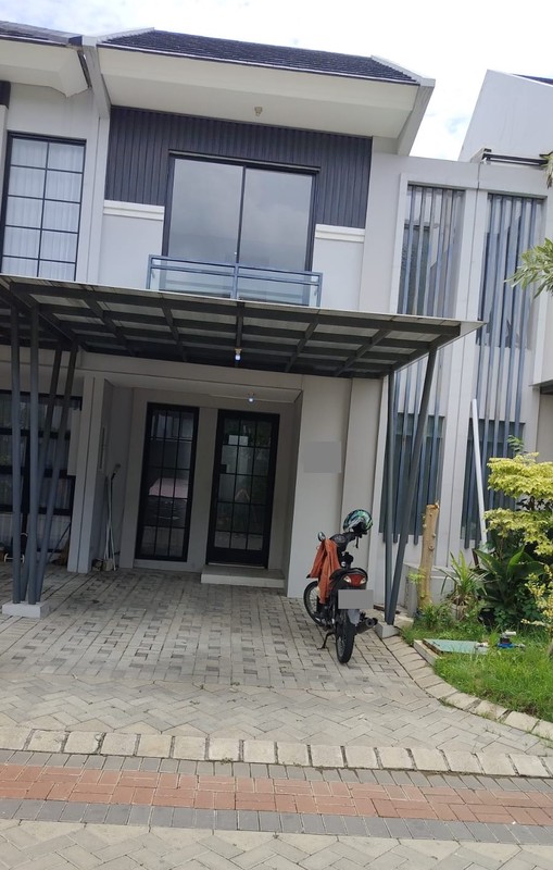 Rumah Grand Pakuwon Cluster Gladstone Surabaya Barat