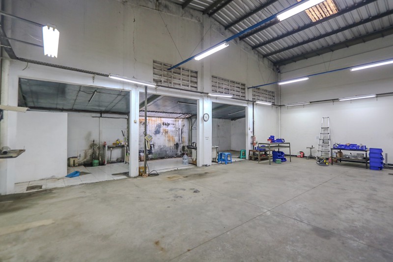 Gudang di Jababeka Cikarang Utara, Bekasi, Akses mudah Tol Cibatu