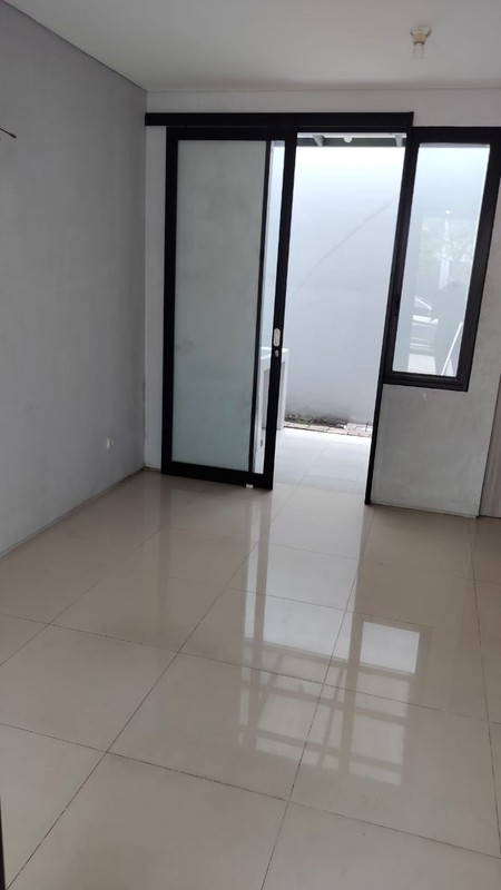 Jual Rumah Grand Pakuwon Cluster Gladstone Surabaya Barat