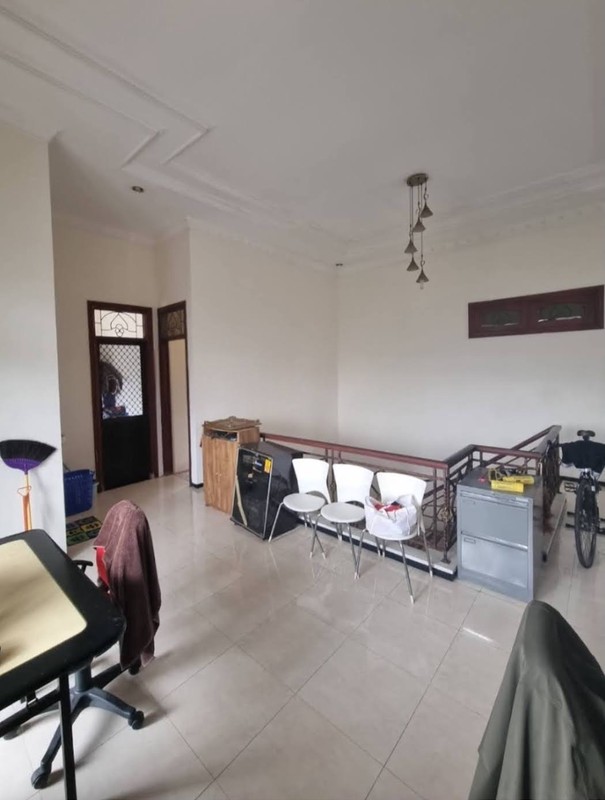 Dijual Rumah Minimalis Cantik Siap Huni 2 Lantai di Purimas Surabaya
